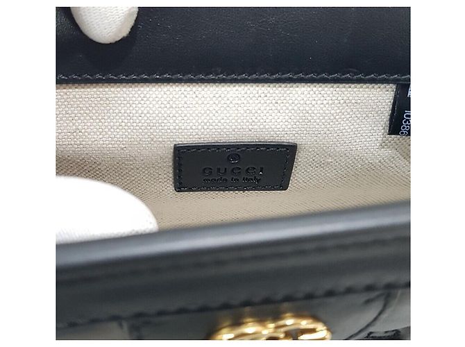 Gucci Mini borsa a tracolla con catena in matelassé ricamato - vista 9