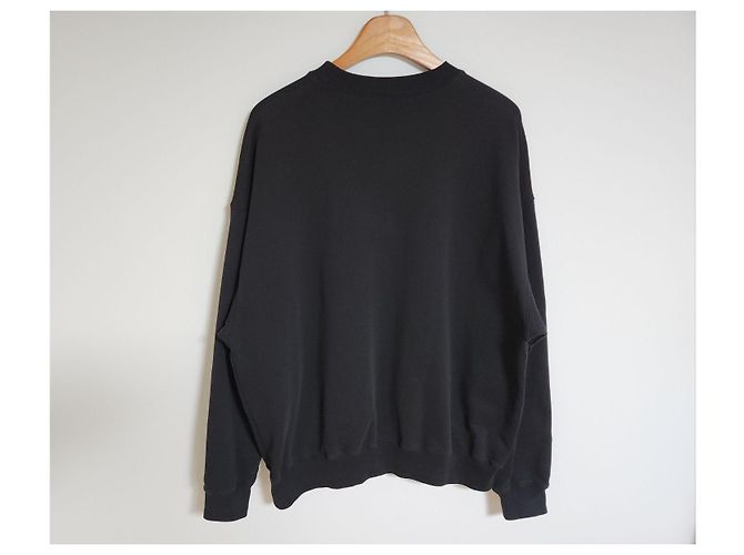 Balenciaga Schwarzer Sweatshirt mit gesticktem Paris-Logo - Ansicht 4