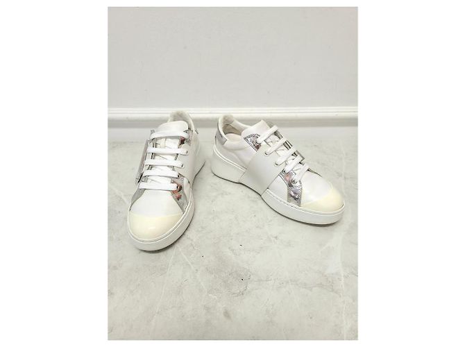 Roger Vivier Sneakers White Vib Skate Metal Buckle Bianco - vista 3
