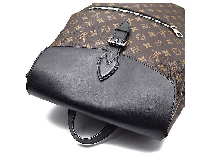 Louis Vuitton Zaino Makarasar Fork Marrone - vista 5