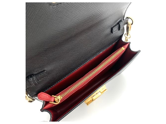 Prada Borsa a tracolla Saffiano Triangle Logo Flap Chain Nero - vista 5