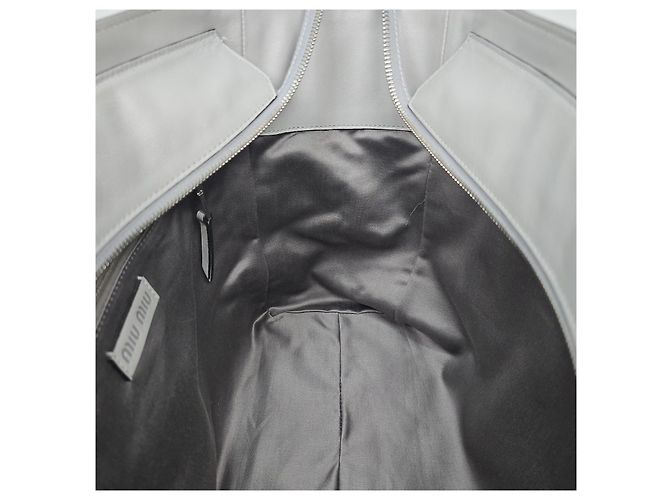 Miu Miu Bolso Tote de cuero con aspecto gris Castaño - vista 9