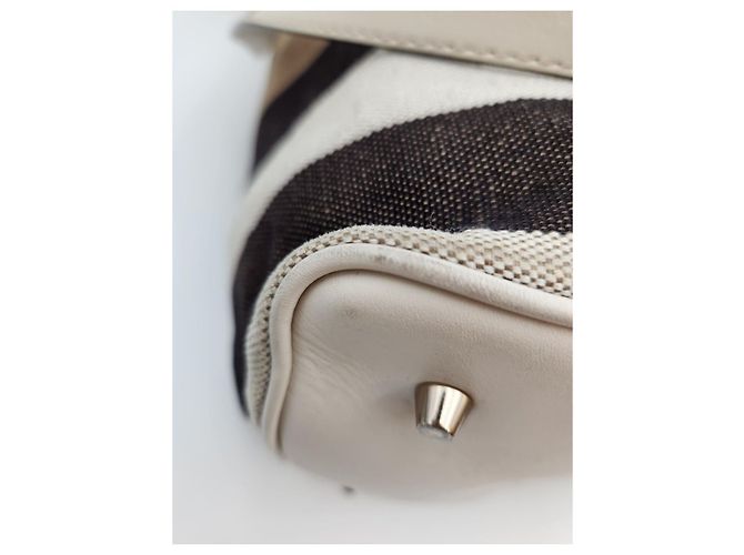 Burberry Borsa Hobo Ashby Tassel Medium Stato - vista 11