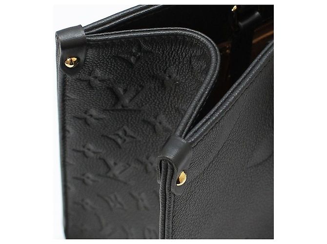 Louis Vuitton Borsa a Spalla Monogram Empreinte OnTheGo MM Nero - vista 9