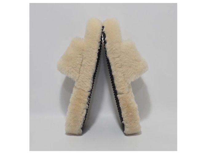 Céline Triomphe Shearling-Sandalen Silber - Ansicht 6