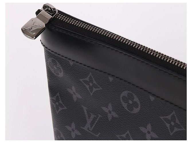 Louis Vuitton Pochette Discovery Black Clutch Bag Nero - vista 6