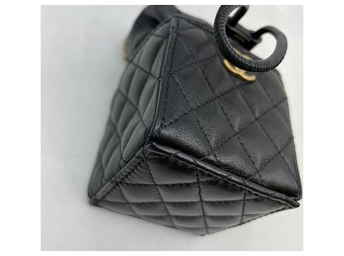 Chanel Mini borsa a secchiello con catena a tracolla nera Nero - vista 6