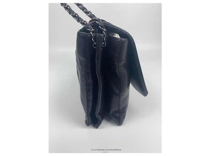 Chanel Bolsa de ombro com corrente em pele de cordeiro prateada Camellia Series - vista 3