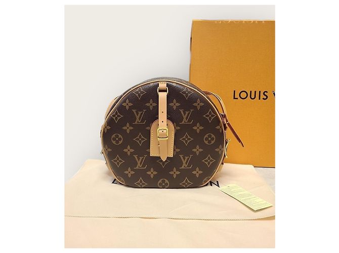 Louis Vuitton Bolsa de ombro macia Monogram Boulogne Marrom - vista 8