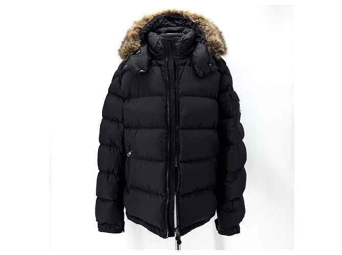 Moncler Maya Men’s Short Down Jacket Black - view 4