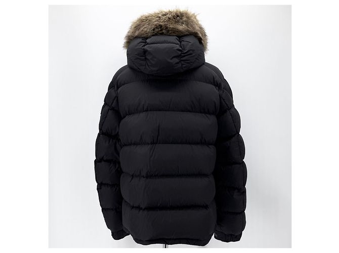 Moncler Maya Men’s Short Down Jacket Black - view 7