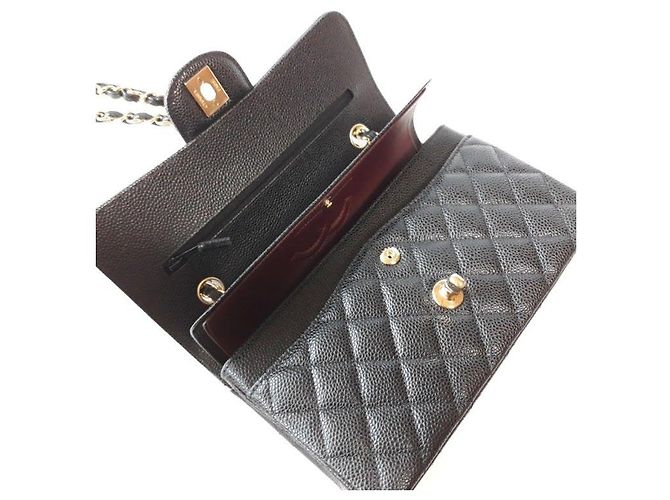 Chanel Piccola borsa a tracolla Classic in caviar nero con catena e finiture dorate - vista 5