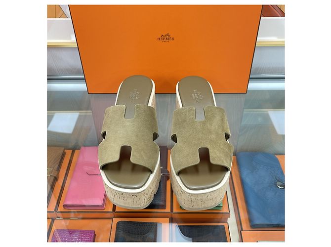 Hermès Sandali Eje in scamosciato Khaki Marrone - vista 4