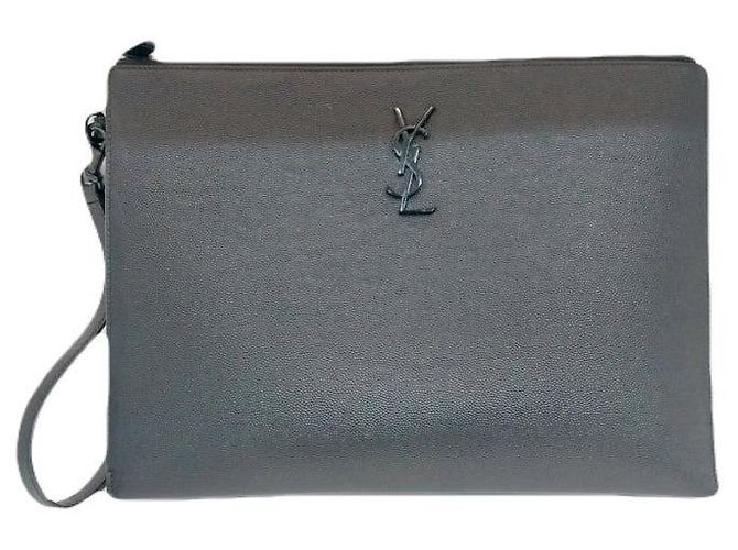 Saint Laurent Pochette Clutch All Black Cassandra Fermeture Éclair Porte-Tablette Monogramme Gaufré Noir - vue 7