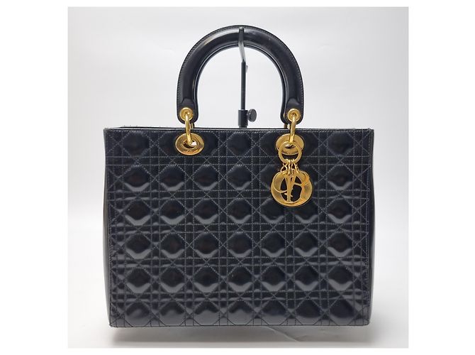 Dior Bolsa Tote Lady Black Patent Cannage Gold Hardware (Excelente, Large) Preto - vista 2
