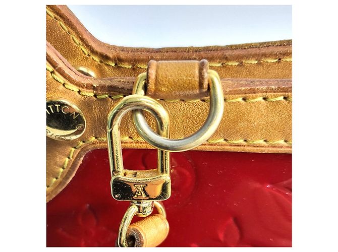 Louis Vuitton Borsa a Spalla e Borsa Tote Vernis Luxbury Rosso - vista 6