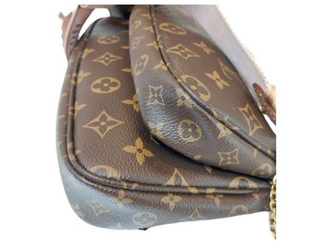 Louis Vuitton Borsa a tracolla Multi Pochette Accessoires in tela Monogram rosa LV - vista 10