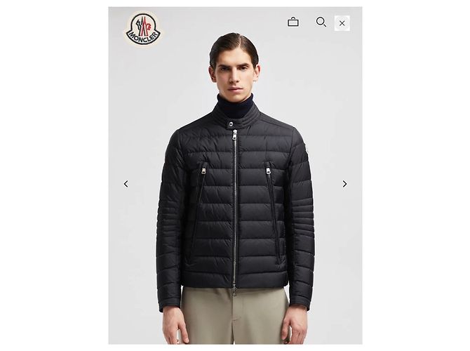 Moncler Amiot Short Down Jacket Black - view 12