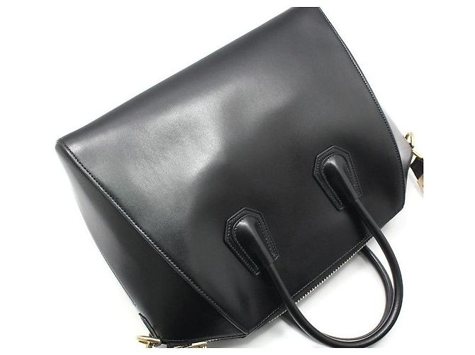 Givenchy Antigona Medium Schultertasche schwarz glänzend - Ansicht 2