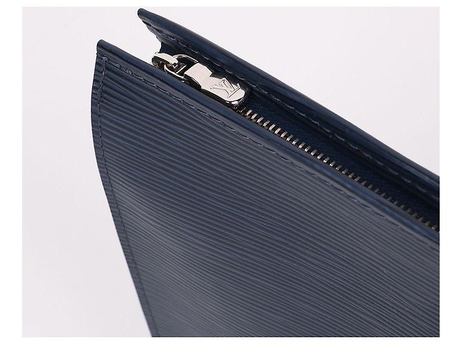 Louis Vuitton Clutch Toilet Indigo Blue - vista 6