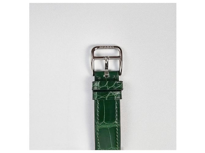 Hermès Relógio Heure para Mulher Modelo Pequeno Prateado com Diamantes e Pulseira de Alligator Verde - vista 7