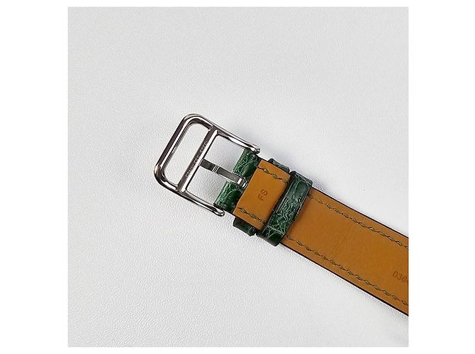 Hermès Relógio Heure para Mulher Modelo Pequeno Prateado com Diamantes e Pulseira de Alligator Verde - vista 8