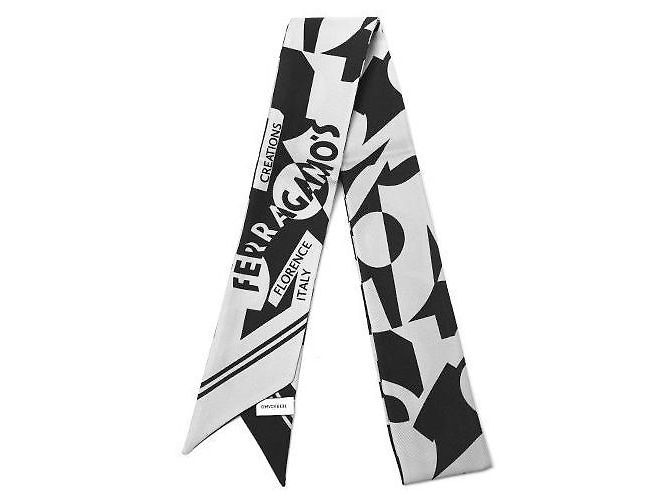 Salvatore Ferragamo Foulard Twilly in seta con stampa logo da donna Argento - vista 3