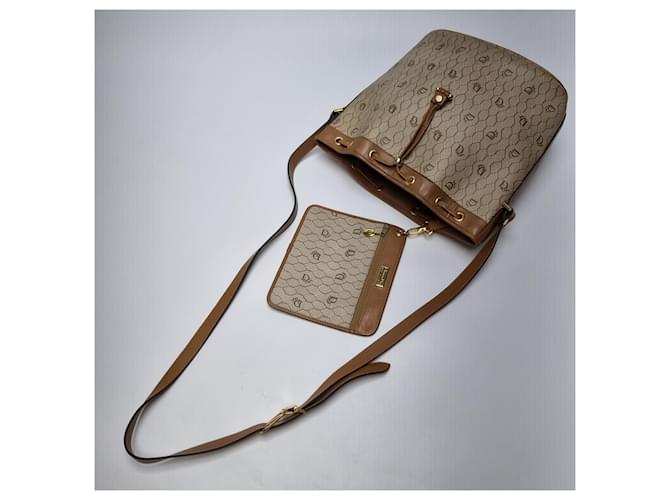Dior Borsa a tracolla a secchiello Honeycomb Marrone - vista 12