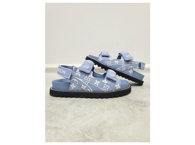 Louis Vuitton Sandali piatti in denim con velcro Monogram Paseo Blu - vista 4
