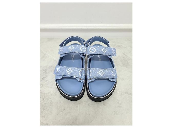 Louis Vuitton Sandali piatti in denim con velcro Monogram Paseo Blu - vista 5
