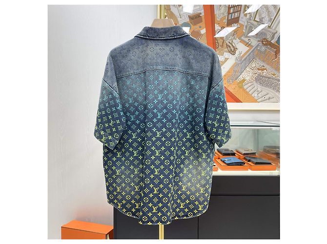 Louis Vuitton Camicia in denim a maniche corte con monogramma arcobaleno Multicolore - vista 5