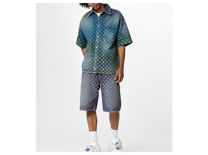 Louis Vuitton Camicia in denim a maniche corte con monogramma arcobaleno Multicolore - vista 9