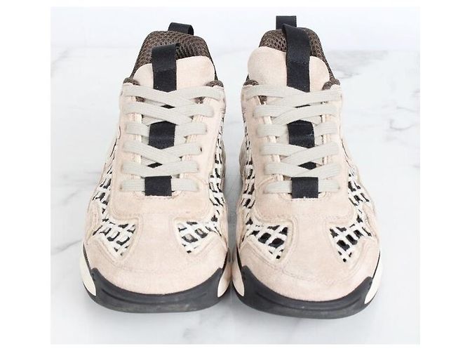 Chanel Sneaker aus Wildleder-Mischgewebe Braun - Ansicht 4