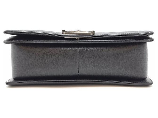 Chanel Borsa Boy Medium Caviar Chevron Black Series Nero - vista 11