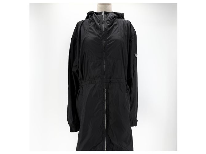 Prada Giacca a vento lunga in Re-Nylon con logo Triangle Nero - vista 2