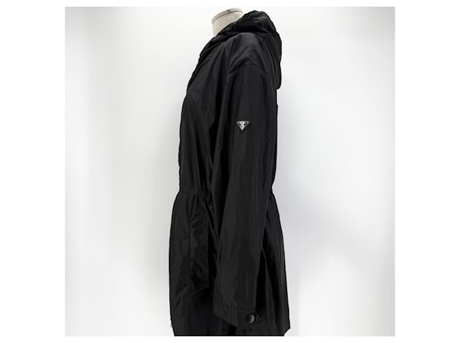Prada Giacca a vento lunga in Re-Nylon con logo Triangle Nero - vista 4