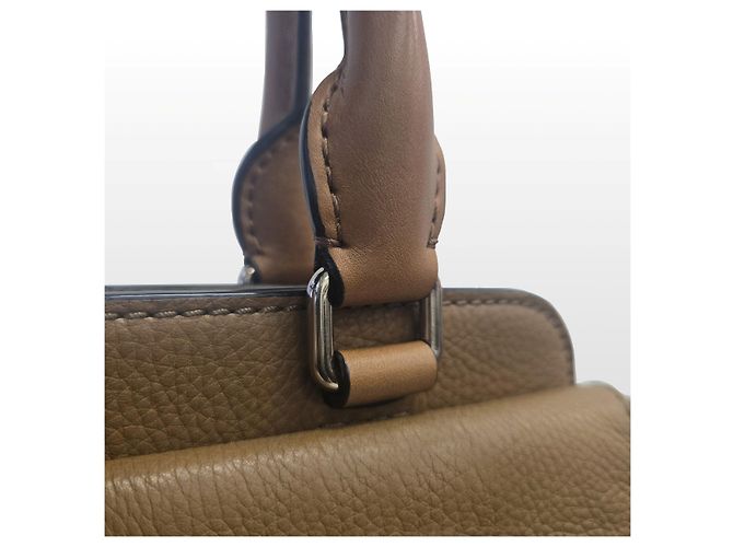 Burberry Bolsa de Ombro House Check Grain Small Banner Marrom - vista 7