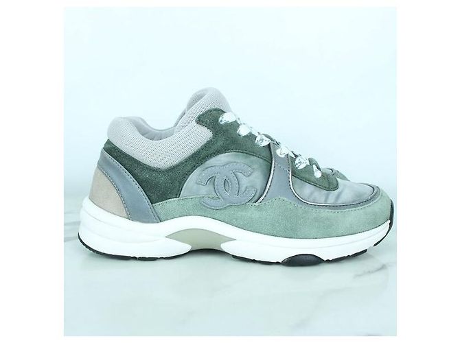 Chanel Baskets Cruise en daim vert - vue 3
