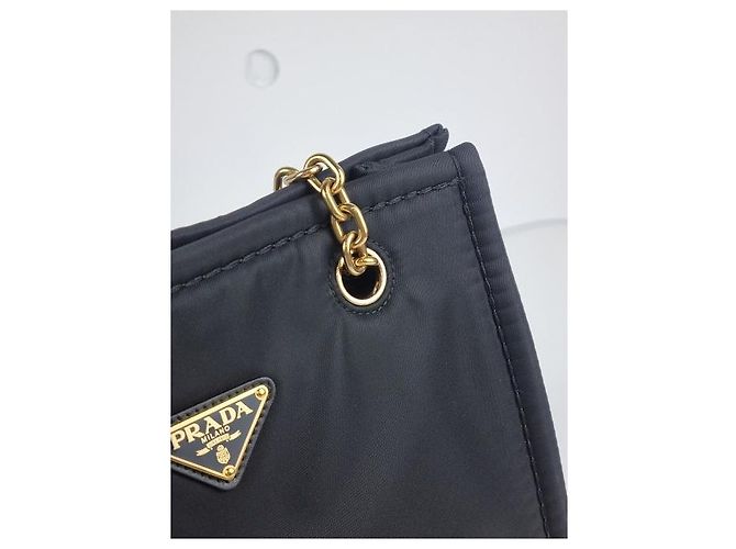 Tote Prada Bolsa de ombro acolchoada em Re-Nylon com corrente Preto - vista 12