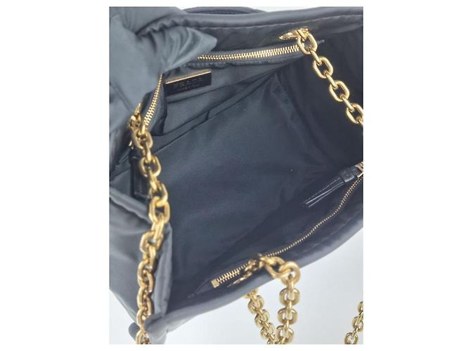 Tote Prada Bolsa de ombro acolchoada em Re-Nylon com corrente Preto - vista 13