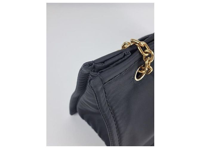 Tote Prada Bolsa de ombro acolchoada em Re-Nylon com corrente Preto - vista 8