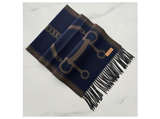 Hermès Sciarpa in Cashmere Casaque Mors Blu - vista 6