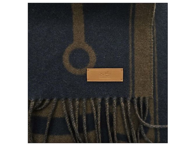 Hermès Sciarpa in Cashmere Casaque Mors Blu - vista 9