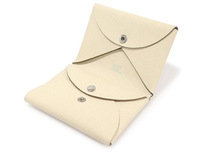 Hermès Tarjetero compacto Calvi Duo en piel de becerro Epsom plata Blanco - vista 5