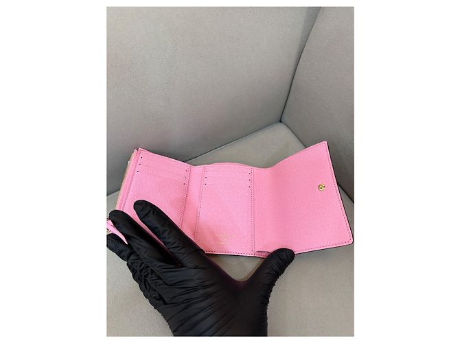 Louis Vuitton Cartera Monogram Vivienne Victorine Edición Limitada Naranja - vista 5