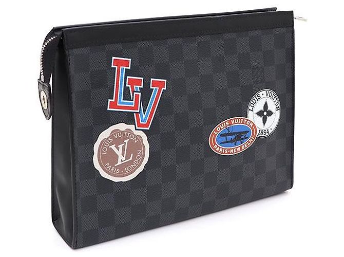 Louis Vuitton Damier Graphite LV League Pochette Voyage MM Clutch Nero - vista 3