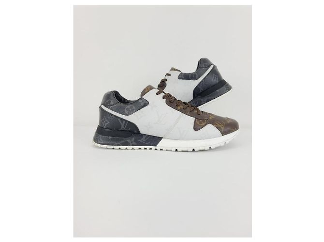 Louis Vuitton Sneakers Multi Monogram Runaway Multicolore - vista 3