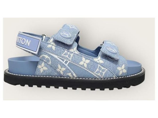 Louis Vuitton Sandali piatti in denim Monogram Paseo Velcro Blu - vista 2