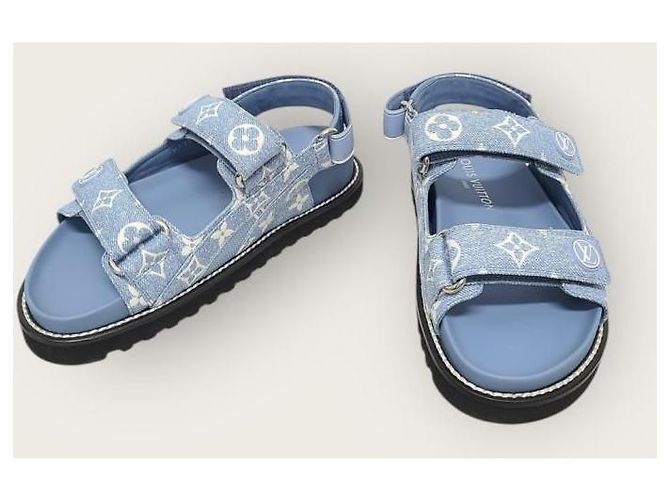 Louis Vuitton Sandali piatti in denim Monogram Paseo Velcro Blu - vista 3