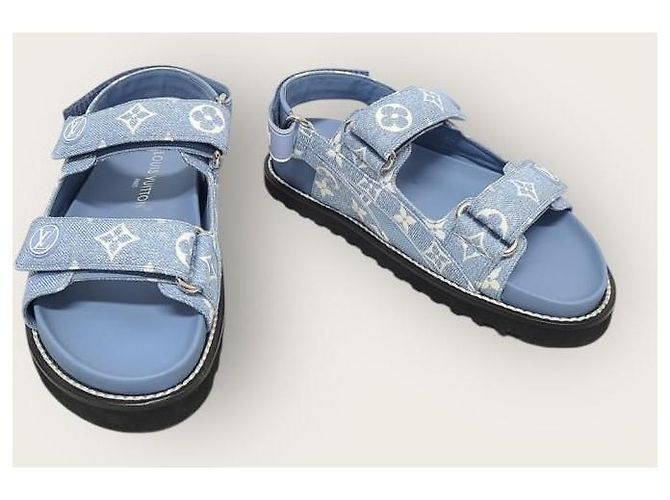 Louis Vuitton Sandali piatti in denim Monogram Paseo Velcro Blu - vista 4